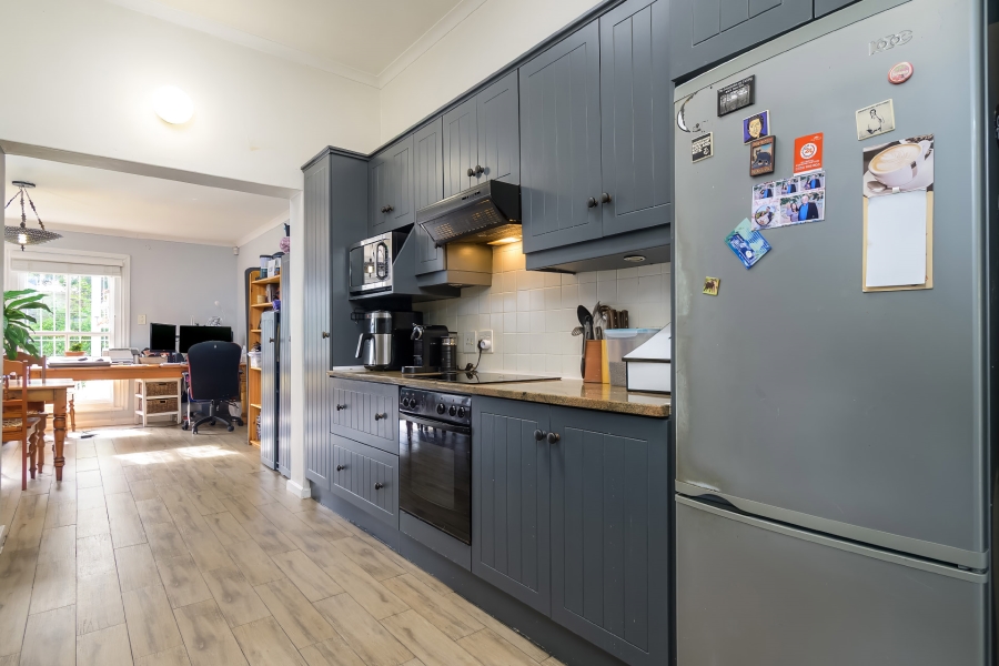 2 Bedroom Property for Sale in Claremont Western Cape